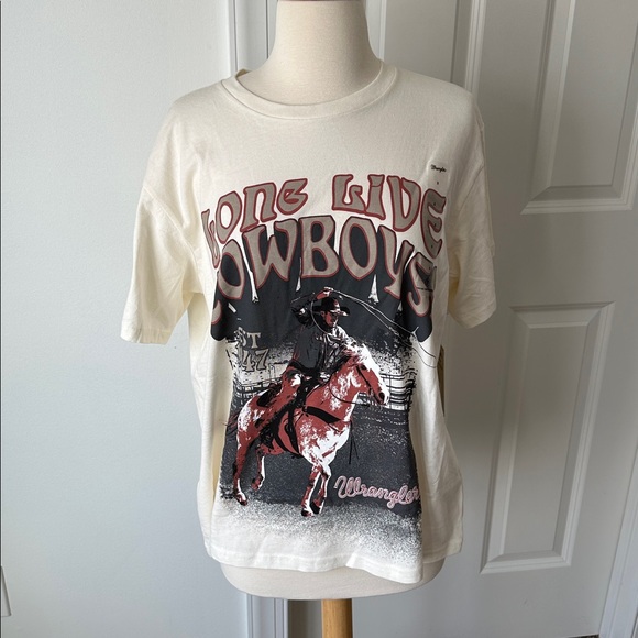 NWT Wrangler Cream Cowboy Graphic T-Shirt - Picture 3 of 5